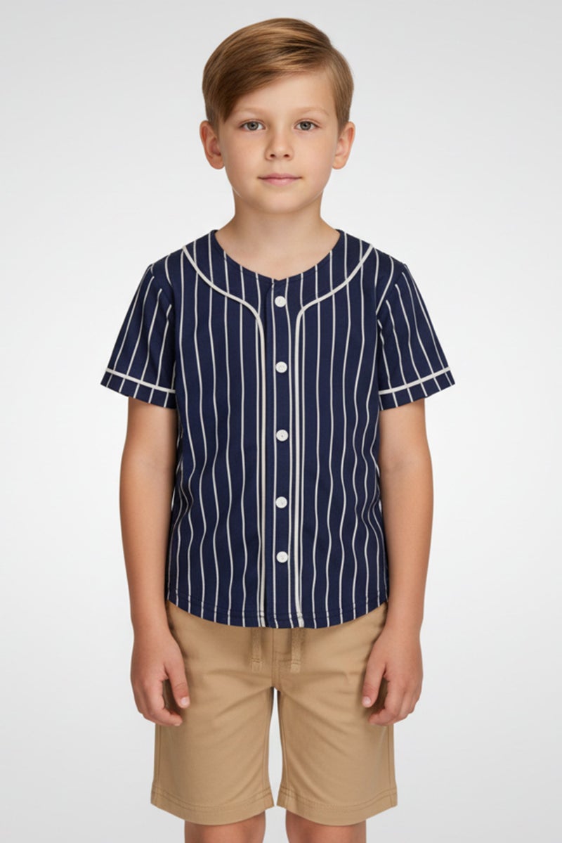 Freestyle طقم أولاد للأطفال من قطعتين بألوان متعددة وقميص مخطط وسروال قصير - Image 1